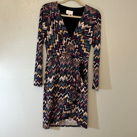 Laundry by Shelli Segal long sleeved dress.  Size 6. - Picture 1 of 8
